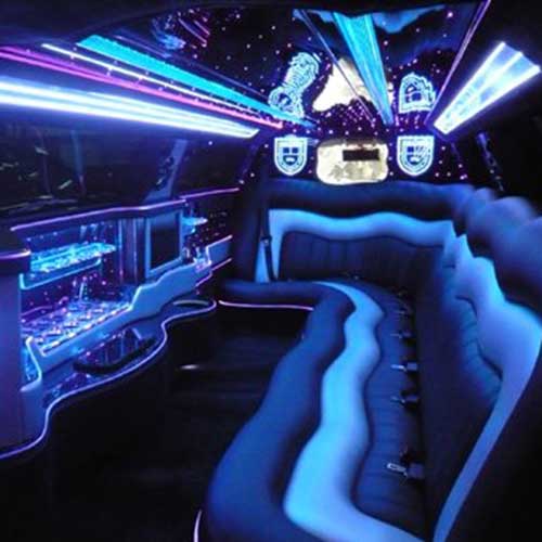 Black & Brandy Chrysler 300C Stretch Limo | Lavish Limousines