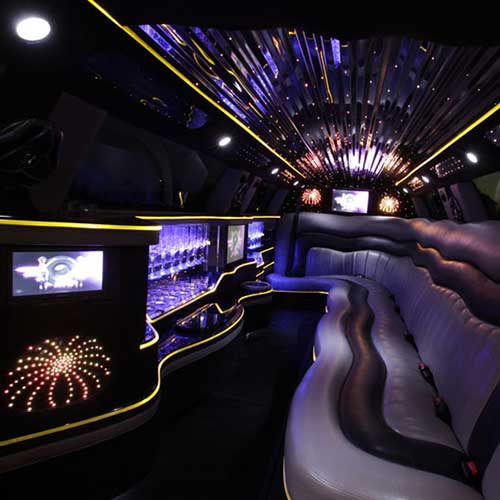 Champagne Chrysler 300C 11 Seater Limo | Lavish Limousines
